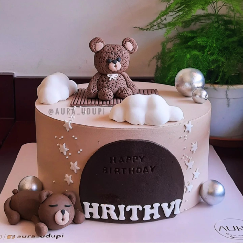 Customized Cakes (2.3 KG)