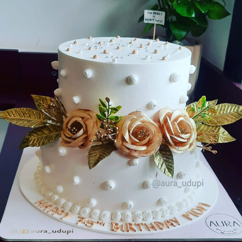 Customized Cakes (3.0 KG)